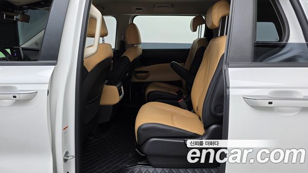 Kia Carnival 2023, фото 18