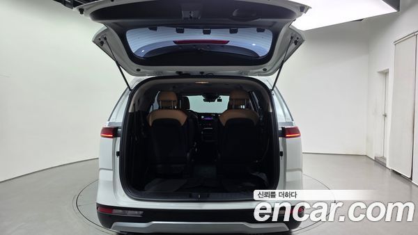 Kia Carnival 2023, фото 32