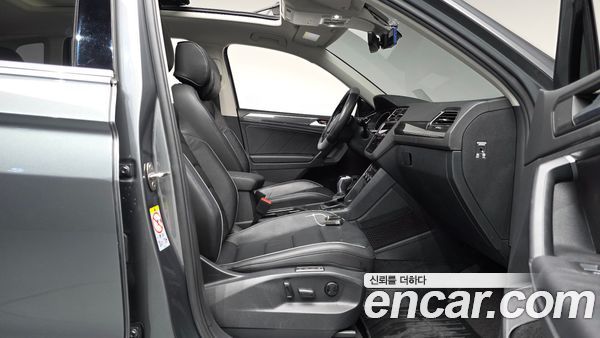 Volkswagen Tiguan 2020, фото 16