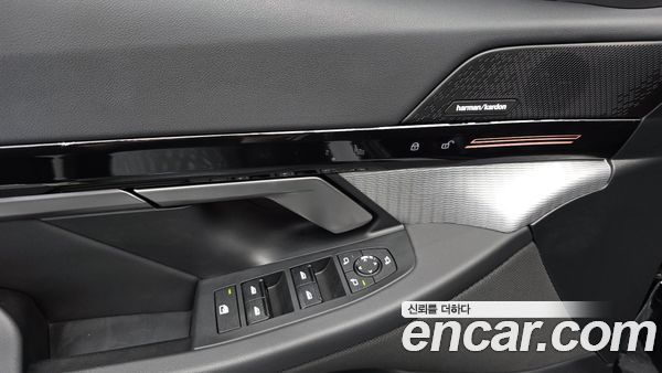 BMW 5 Series 2024, фото 29