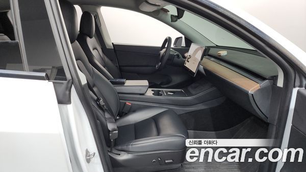 Tesla Model Y 2021, фото 16