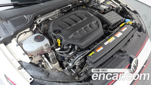 Volkswagen Golf 2022, фото 6