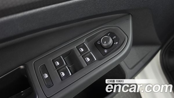 Volkswagen Golf 2022, фото 30