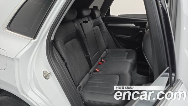 Audi Q5 2020, фото 16
