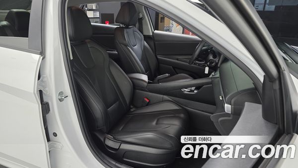 Hyundai Elantra 2021, фото 16