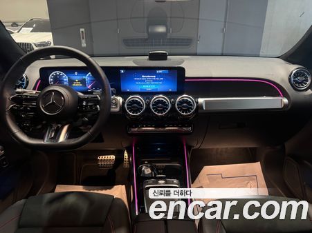 Mercedes-Benz GLB 2026, фото 7