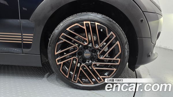 MINI CLUBMAN 2024, фото 5