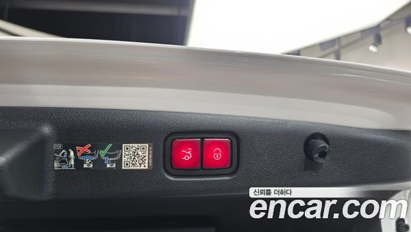 Mercedes-Benz E-Class 2024, фото 26