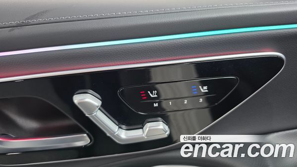 Mercedes-Benz E-Class 2024, фото 31