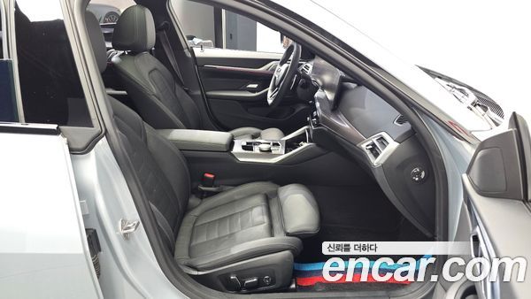 BMW 4 Series 2025, фото 15