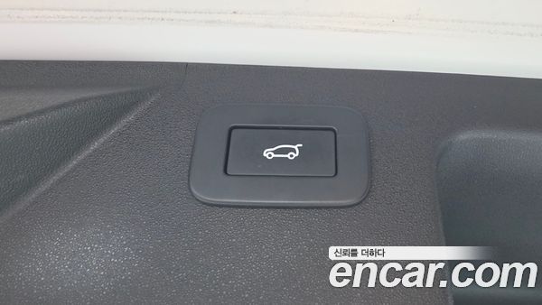 Land Rover Discovery Sport 2023, фото 26