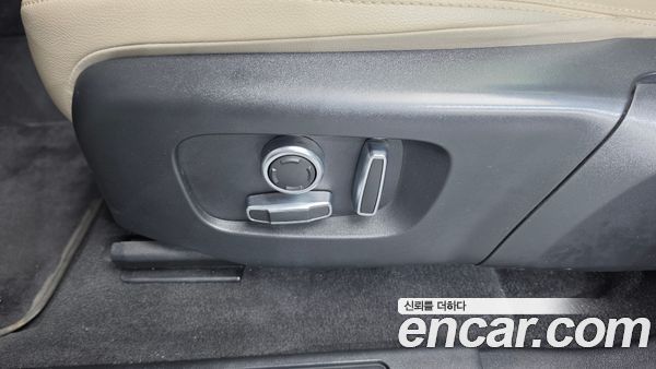 Land Rover Discovery Sport 2023, фото 31
