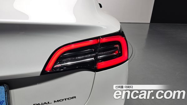 Tesla Model 3 2021, фото 8