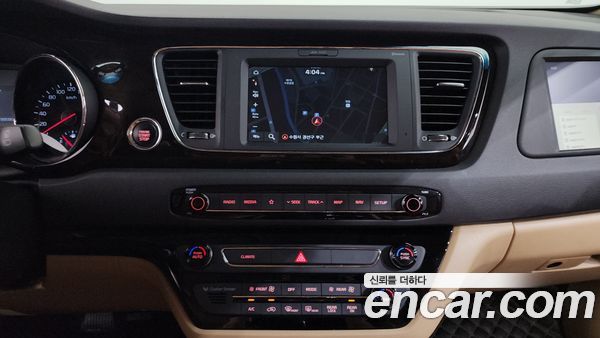 Kia Carnival 2020, фото 18