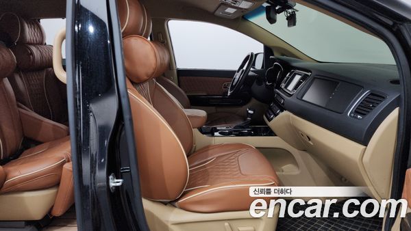 Kia Carnival 2020, фото 16