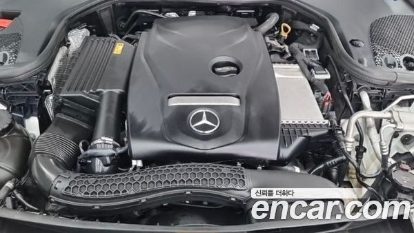 Mercedes-Benz E-Class 2021, фото 6