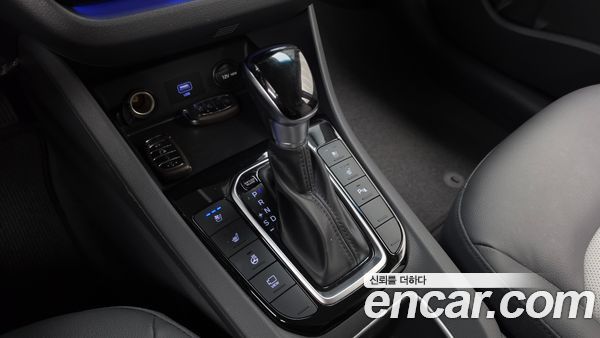Hyundai IONIQ 2020, фото 12