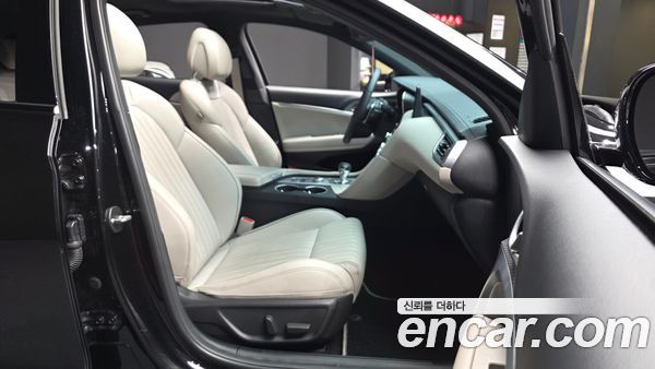 Genesis G70 2022, фото 11