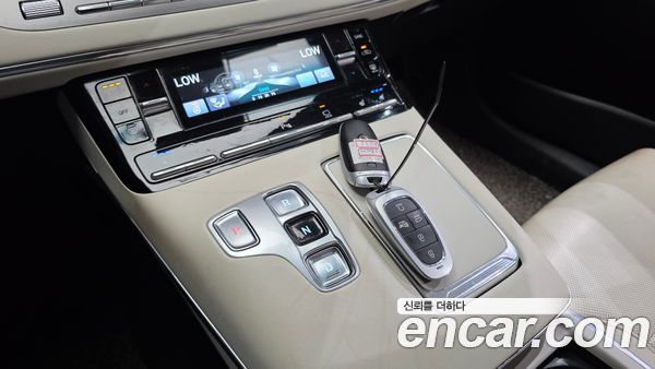 Hyundai Grandeur 2022, фото 9