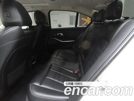 BMW 3 Series 2021, фото 10
