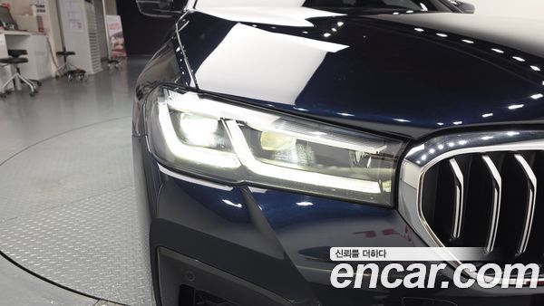 BMW 5 Series 2022, фото 8