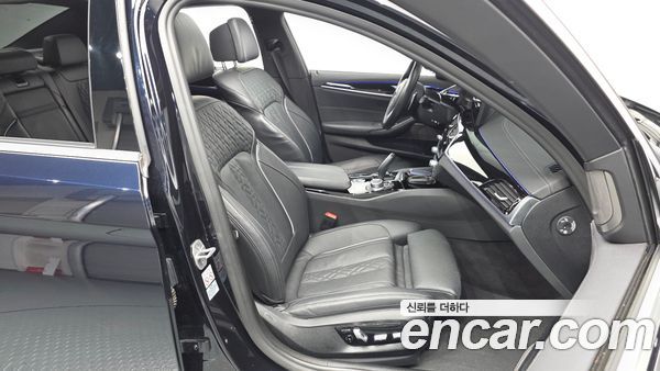 BMW 5 Series 2022, фото 16
