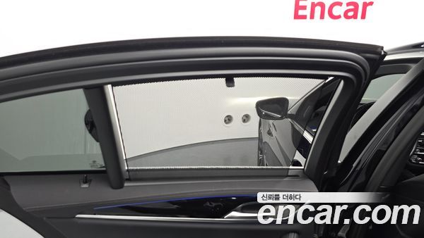 BMW 5 Series 2022, фото 31
