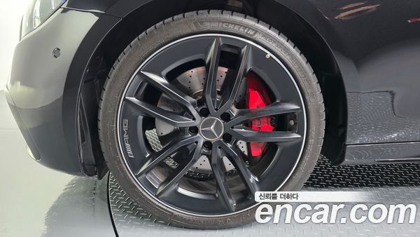 Mercedes-Benz E-Class 2023, фото 4