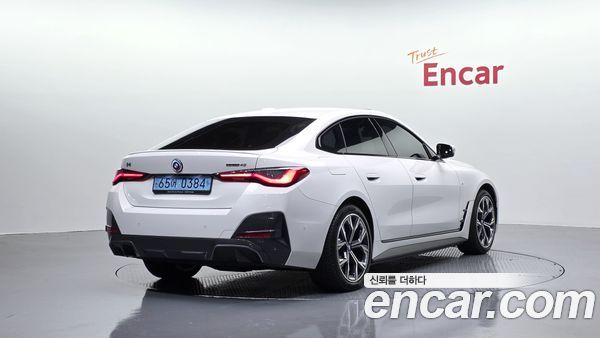 BMW i4 2023