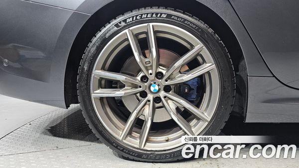 BMW 3 Series 2021, фото 5
