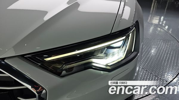 Audi A6 2023, фото 7