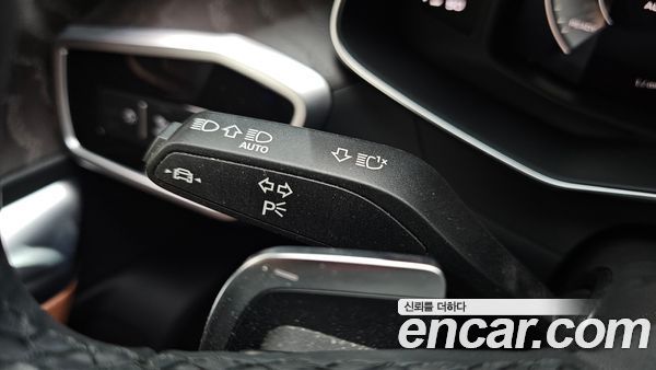 Audi A6 2023, фото 30