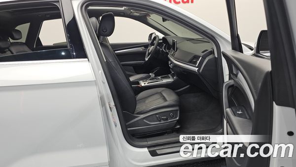 Audi Q5 2020, фото 16