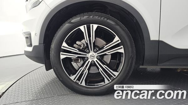 Volvo XC40 2022, фото 5
