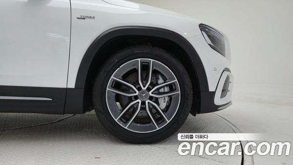 Mercedes-Benz GLB 2026, фото 5