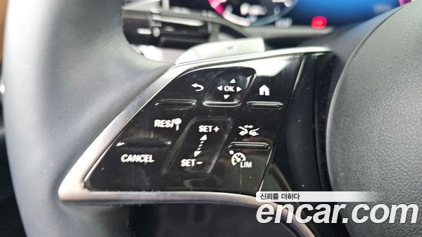 Mercedes-Benz E-Class 2025, фото 31