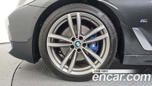 BMW 5 Series 2021, фото 5