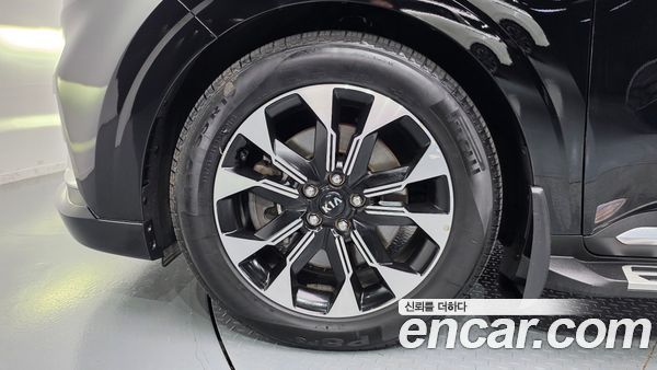 Kia Carnival 2021, фото 5