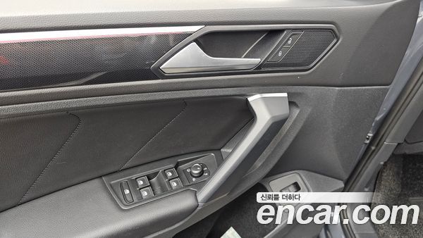 Volkswagen Tiguan 2023, фото 32