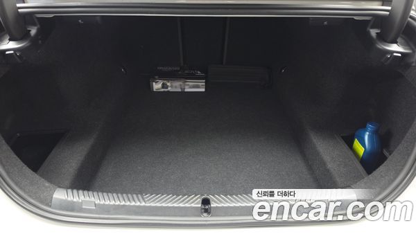 BMW 5 Series 2025, фото 20