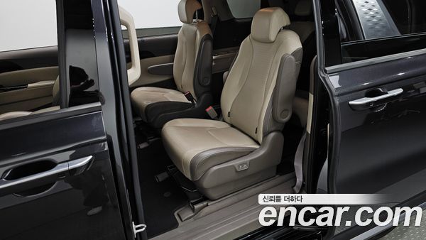 Kia Carnival 2021, фото 15