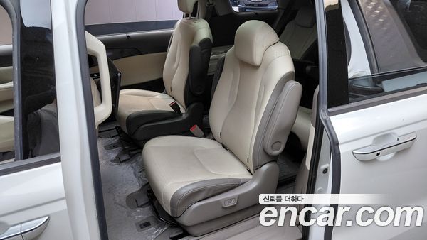 Kia Carnival 2023, фото 16