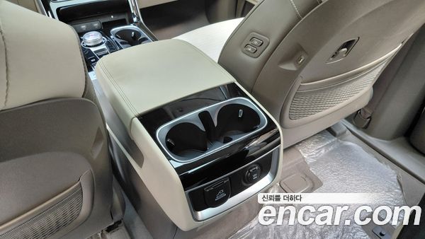 Kia Carnival 2023, фото 32