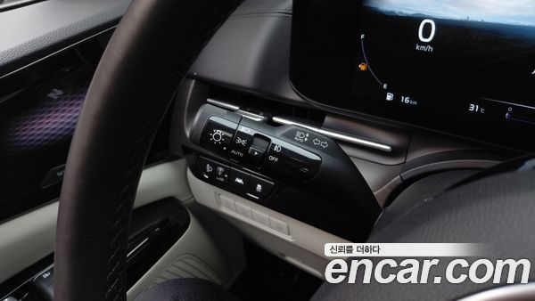 Kia Carnival 2023, фото 29
