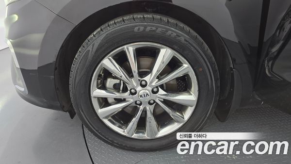 Kia Carnival 2020, фото 5