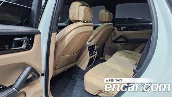 Porsche Cayenne 2021, фото 15