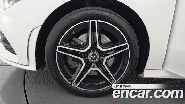 Mercedes-Benz CLA 2021, фото 5