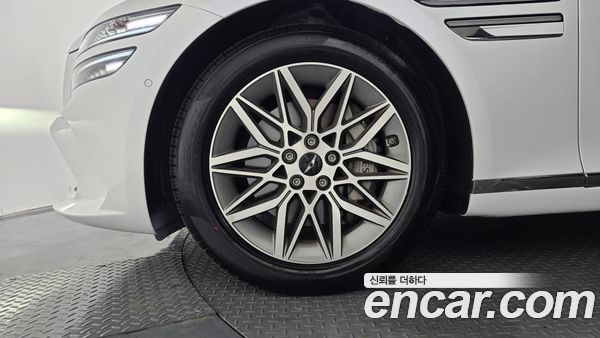 Genesis G80 2025, фото 5
