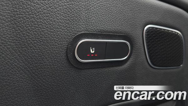 Mercedes-Benz EQA 2023, фото 30