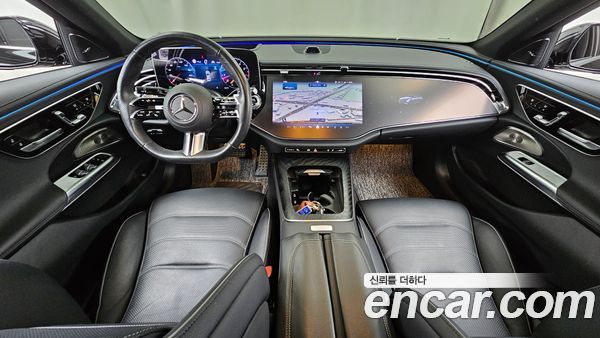 Mercedes-Benz E-Class 2024, фото 10